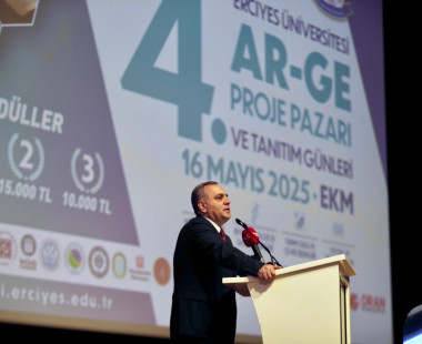AÜB Üniversite Tanıtım Fuarı ve Ar-Ge Proje Pazarı ERÜ Ev Sahipliğinde Açıldı