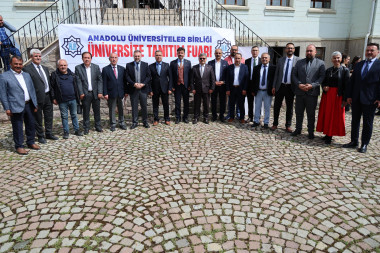 AÜB Üniversite Tanıtım Fuarları Yozgat’ta Başladı