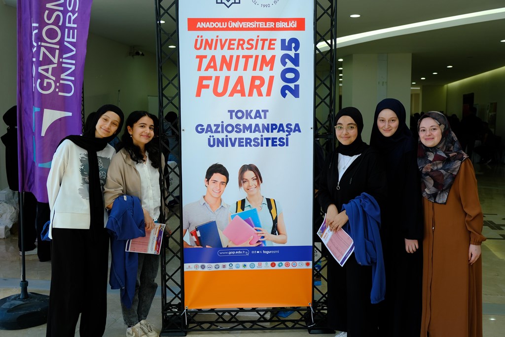 Geleceğini Keşfet: AÜB Üniversite Tanıtım Fuarı TOGÜ'de Gerçekleştirildi